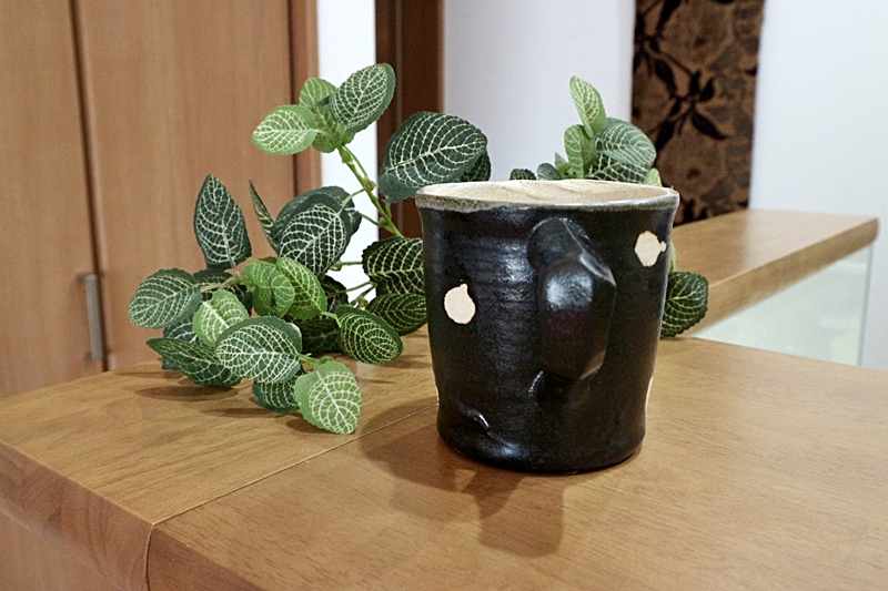 マグカップ　山本一仁