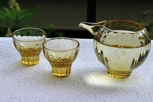 冷酒器揃え 黒豆硝子 宮崎英彦